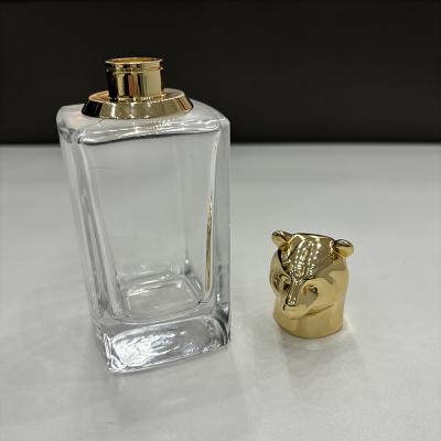 China Elegante boné de perfume Zamak com acabamento de espelho à venda