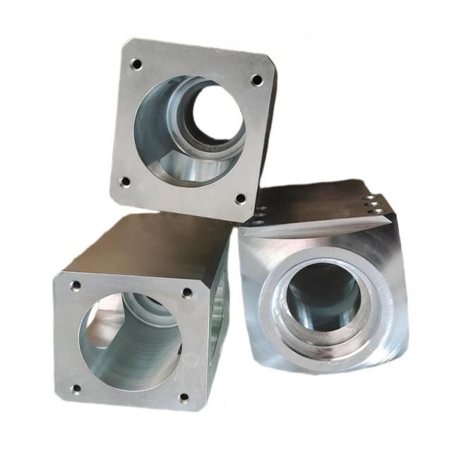 CNC machined hydraulic fitting packaging