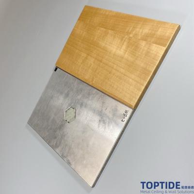 China Techo compuesto de aluminio suspendido colorido del panel del panal del aislamiento sano 12m m en venta