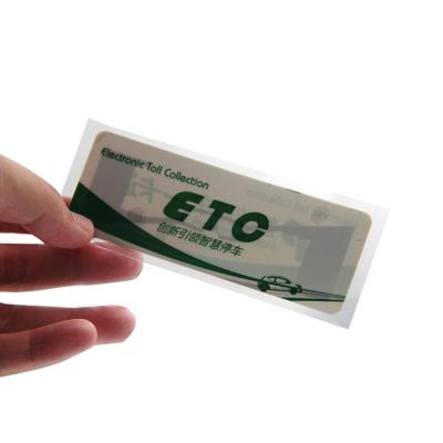 China Etiqueta engomada de papel revestida Monza M4QT del parabrisas de la frecuencia ultraelevada de la etiqueta de la frecuencia ultraelevada del RFID en venta