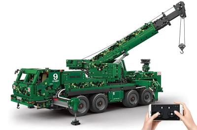 Китай Технические военные транспортные средства строительные блоки G-BKF бронированный рекуперационный кран строительная игрушка продается