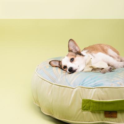 China Xl Summer Ice Silk Dog Cooling Mat Removable Washable Dog Bed Cushion for sale