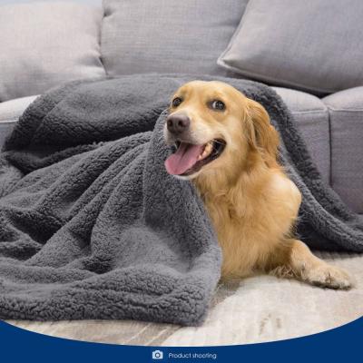 中国 犬毛布猫のマット ペットの下の猫のアマゾン子ヒツジのための静まる毛布はペット マット犬毛布を供給する 販売のため