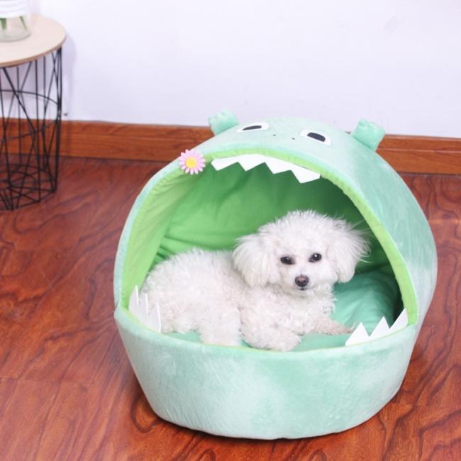 croc cat bed