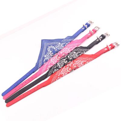 China Collar Triangle ABS 100g Odm Design Cat Scarf for sale