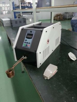 China Máquina de aquecimento industrial da indução da freqüência média para a soldadura de cobre à venda
