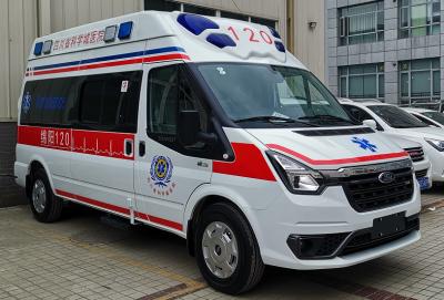 中国 ディーゼル4×2 新型フォード救急車 医療救急車 ホワイト 販売のため