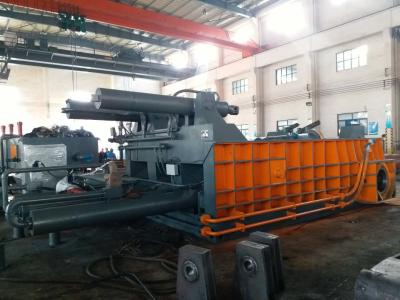 China Portable Scrap Baler Machine / Baling Press Machine 315 Tons Force Cuboid Block Cylinder for sale