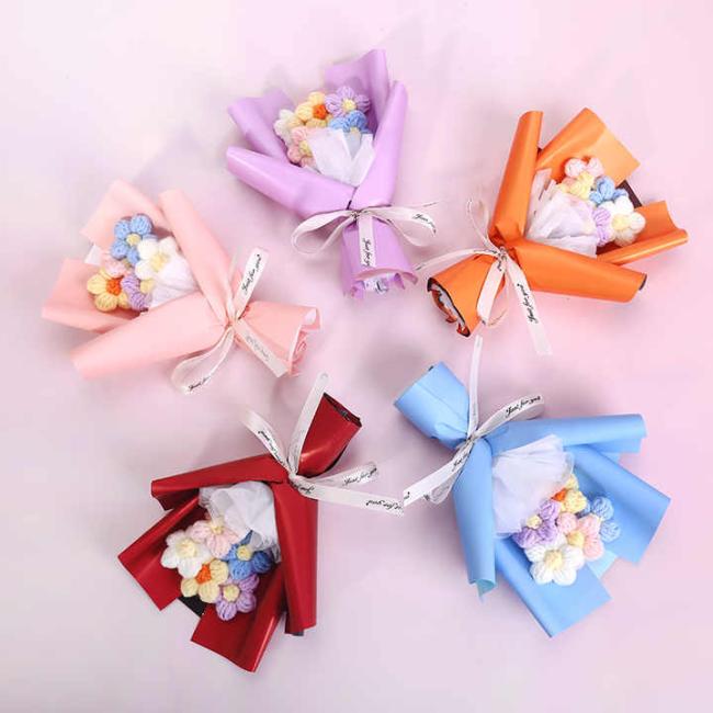 Finished Mother's Valentine's Day Crochet Bouquet Creative Artificial Flowers Knitted Puff Bouquet for Floral Use