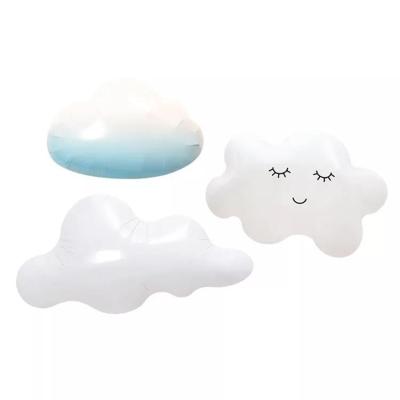 China Globo inflable blanco lindo del helio de la hoja de la nube de los niños de la promoción al por mayor de los juguetes para las fuentes del partido en venta