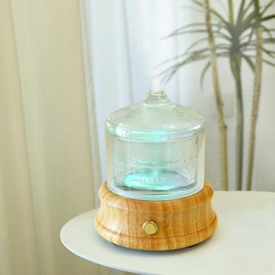中国 80ml エッセンシャルオイル ガラス 木製香りディフューザー マシン 寝室用 木の穀物アロマディフューザー 販売のため