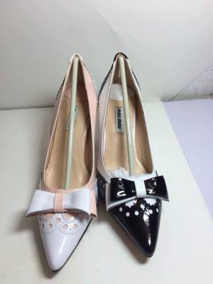 Chine Chaussures pointues de talon haut de pompe de la vente 2014 de 