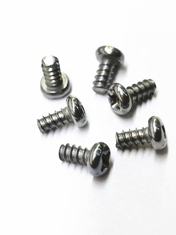 Self tapping screw