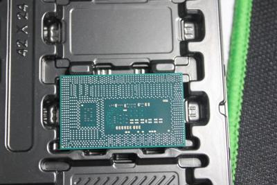 Chine Cachette de la série 3MB du noyau I3-5020U SR240 I3 de processeur de noyau de petit ordinateur jusqu'à 2.2GHz à vendre
