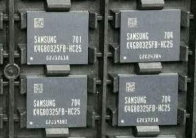 China A memória do computador de Samsung GDDR5 256Kx32-25 K4G80325FB-HC25 BGA lasca a velocidade 8GB à venda