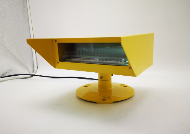 Helipad flood light features and construction