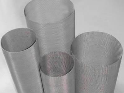 Four woven tantalum screen tubes stand here with fine holes.
