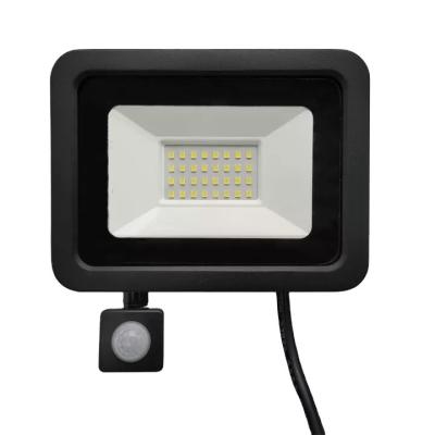 China DOB / ZHL Driver Led Outdoor Floodlight Q - Plus Series 30,000 Hrs Life Span for sale