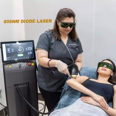 China Diodo láser acoplado fibra do poder superior da máquina 500watt da remoção do cabelo do laser do diodo do ISO 808nm à venda