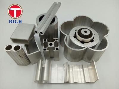 China El acero especial industrial sacado de la industria textil perfila la protuberancia de aluminio rectangular en venta