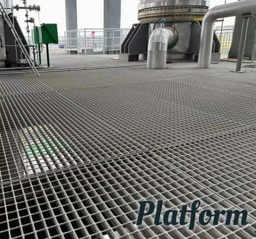 Industrial application of steel bar grating in heavy equipment area