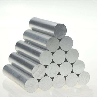 Chine L'extrusion de moulage argentée de barre solide en aluminium d'ASTM 1050 a poli à vendre