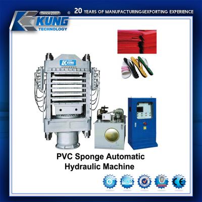 中国 Computerized PVC Automatic Hydraulic Machine , Anti Corrosive Press Plastic Machine 販売のため