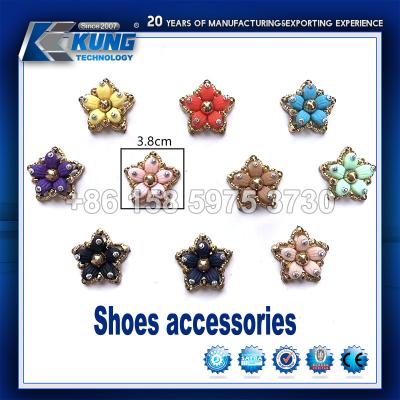 China Metal Multicolor Fashion Shoe Buckles , Zinc Alloy Small Buckles For Shoes for sale