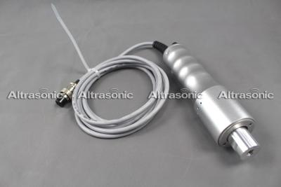 China Riveting Embossing Ultrasonic Spot Welding Machine Automotive Interior Plastic Parts for sale