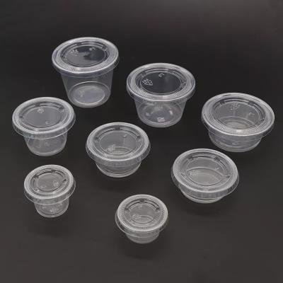 Chine Tasses de partie de 2 onces avec les tasses en plastique jetables de sauce à tasses en plastique de condiment des couvercles pp à vendre