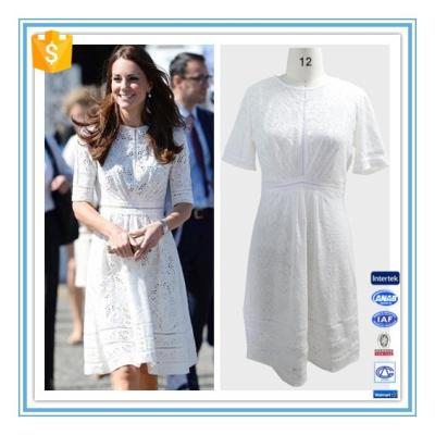 China Venta al por mayor blanca elegante del modelo del vestido del algodón del cordón de la moda europea del verano en venta