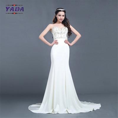 Chine La broderie faite main de satin d'amoureux a perlé la robe élégante de jeune mariée de mariage de couleur de robes à vendre