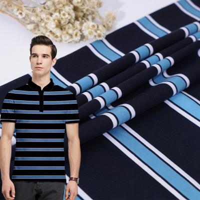 China 100% de algodón de tela de camiseta única de hilo teñido 175 gramos para ropa de negocios en venta