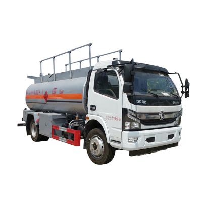 China 170 HP Diesel Engine Oil Transportation Truck 8.5 CBM Wheelbase 3800mm for sale