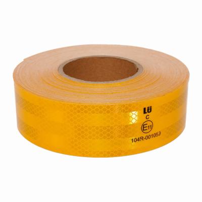 China ECE 104R Vehicle Retro Reflective Conspicuity Tape White Yellow Red Emark for sale