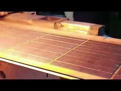 Automatic welding string of solar  cell