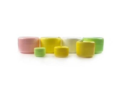 China Colorful Smooth PP Cosmetic Jar 30g 50g 100g For Skincare Cream Packaging for sale