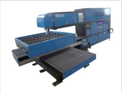 China A máquina de corte do laser da versão 400w 600w 800w da parte alta para morre fabricante da placa à venda