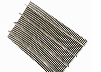 China Welded Johnson Wedge Wire Screens 100 Micron 0.02mm Slot Flange for sale