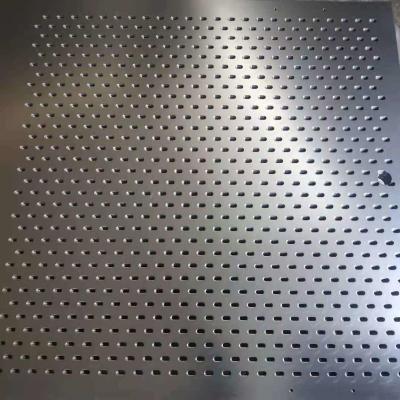 Chine Decorative Metal Panels 1m X 2m Perforated Mesh Sheet For Outdoor Or Indoor Furniture à vendre