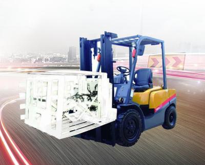 China XDEM Forklift Attachment Inverta Push for 2T 3T Forklifts à venda