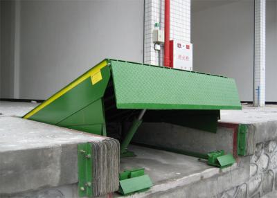 China Nivelador de muelle hidráulico de tipo standard verde, niveladores del embarcadero en venta