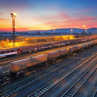 China Porta de carga à estrada de ferro internacional do serviço de transporte do recipiente da porta de China a Paquistão à venda