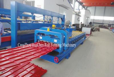 China Rollo esmaltado automático hidráulico de la teja que forma el modelo especial de la máquina para el chalet en venta