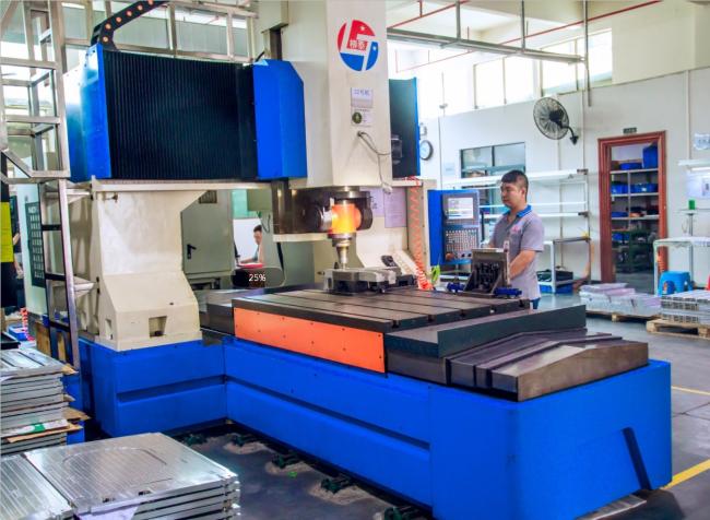 Aluminum Extrusion Plate Heat Sink With 2 Heat Pipes Friction Welding Heat Sink