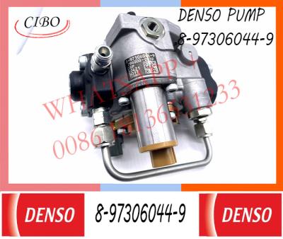 Chine Pompe à essence d'injection de la pompe 4HK1 de Diesel Fuel Injector d'excavatrice 294000-0039 8-97306044-9 à vendre