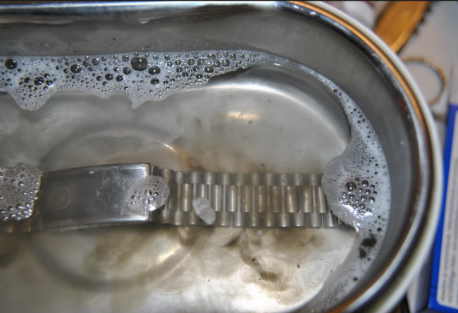 ultrasonic cleaner cleaning
