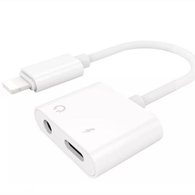 China Iphone7 7Plus 8 X 9 Audio Interface Lightning Adapter Cable for sale