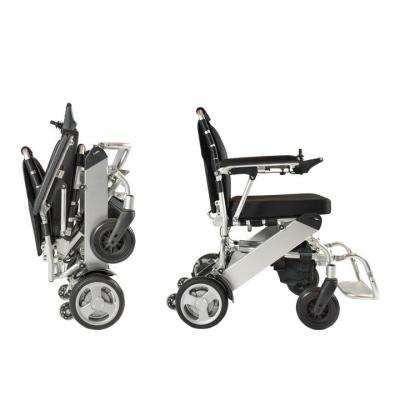 中国 6km/H携帯用折り畳み式の電動車椅子のライト級選手は特許を取られた設計の折る車椅子にモーターを備えた 販売のため