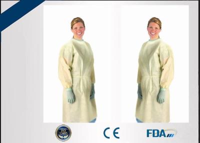 China Abrasion Resistant Disposable Non Woven Isolation Gown No Stimulus To Skin for sale